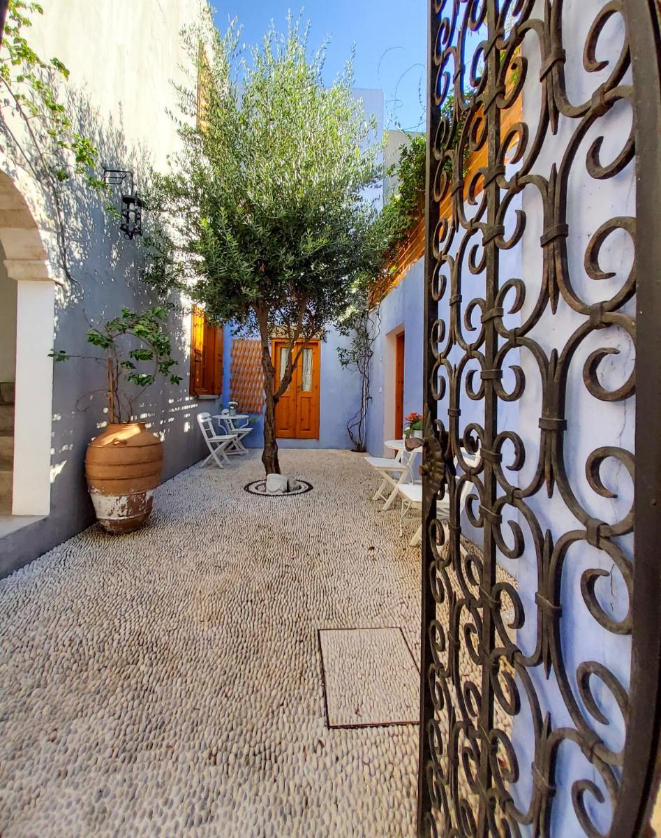St. George Studios - Housity