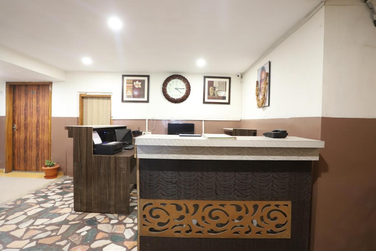 Hotel Deendayal - Housity