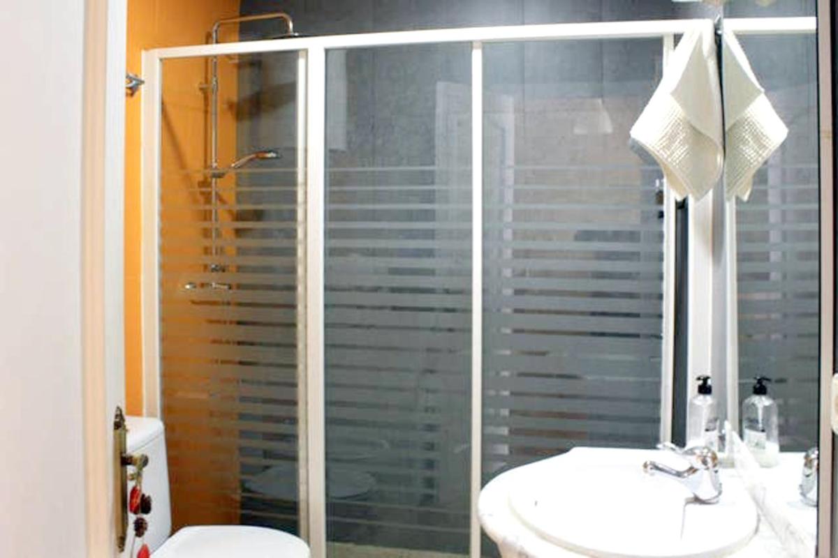 Suitetrails - One bedroom appartement with wifi at Cuenca