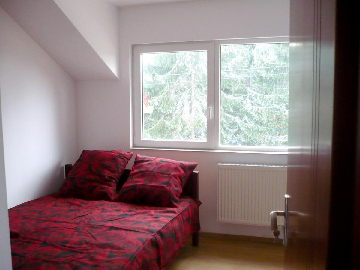 4 bedrooms house with furnished terrace at Marisel - Housity
