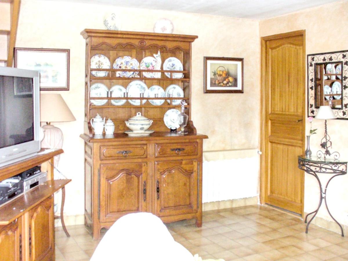 Maison de 2 chambres avec jardin clos et wifi a Villeuneuve sur Yonne - Housity