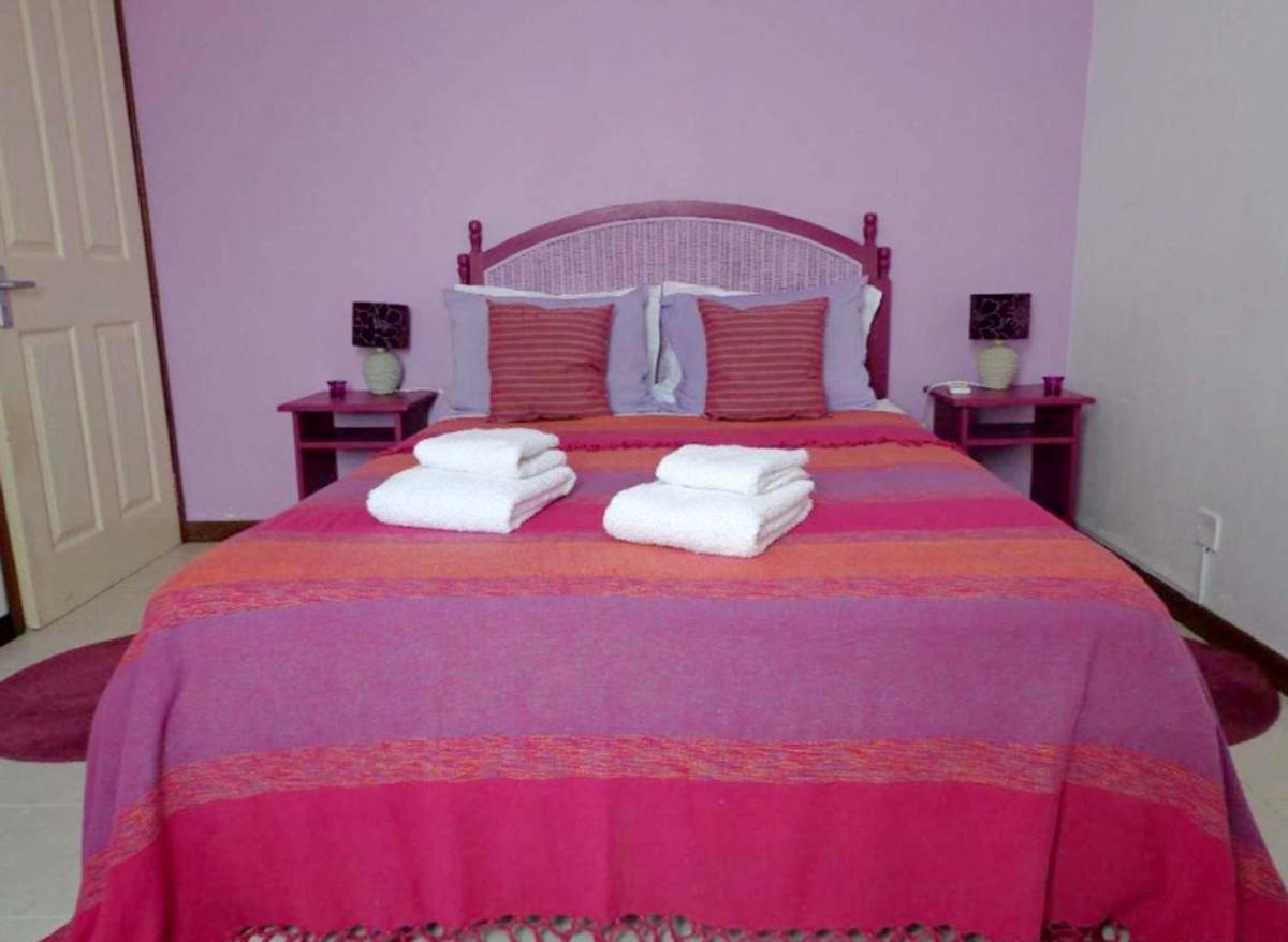 Modern Apartment in Grand Baie with Shared Pool - Hizvo