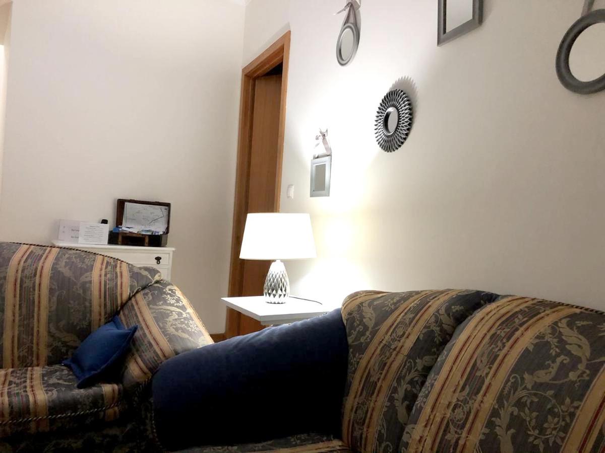 Suitetrails - 2 bedrooms house with city view enclosed garden and wifi at Ribeira Grande 1 km away from the beach
