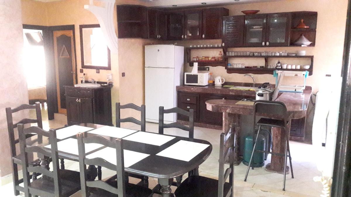 Charming Apartment in Oujda with Terrace and Balcony - Housity