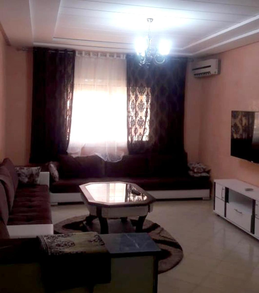 Charming Apartment in Oujda with Terrace and Balcony - Housity