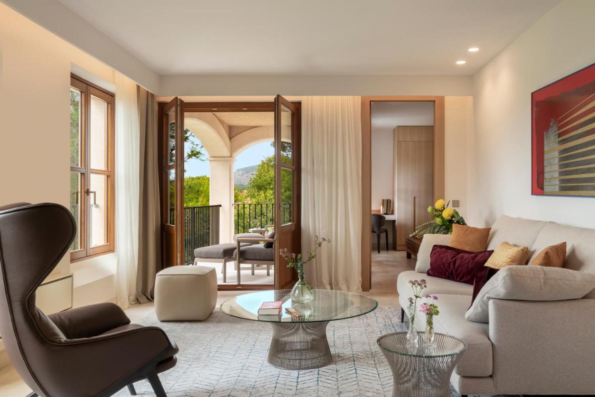 Zona de estar de Castell Son Claret - The Leading Hotels of the World