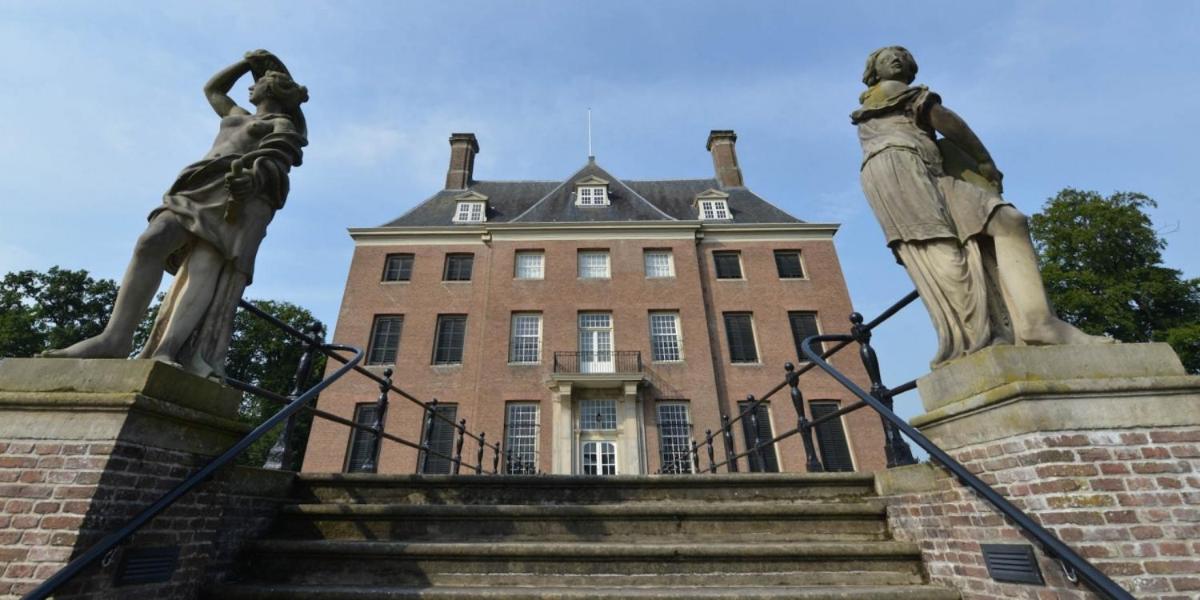 Hotel Napoleonschuur - Housity