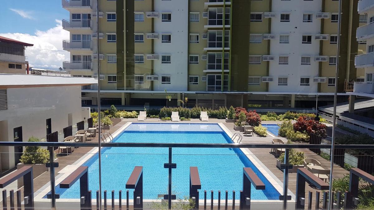 Keys 'N Places Holiday Rentals at Mesaverte Condo - Housity