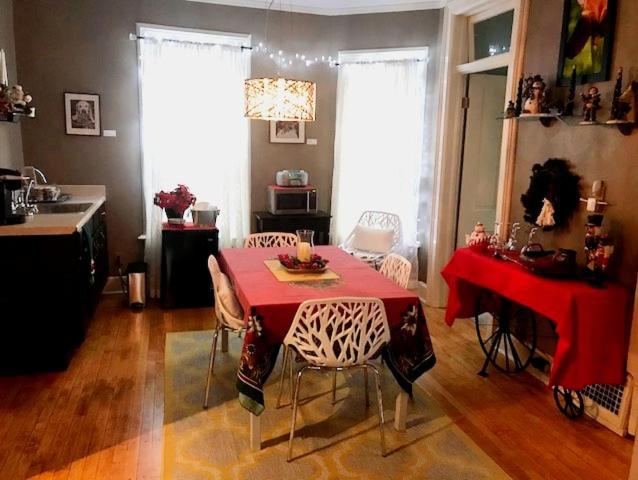 The Muse Gallery Guesthouse - Housity