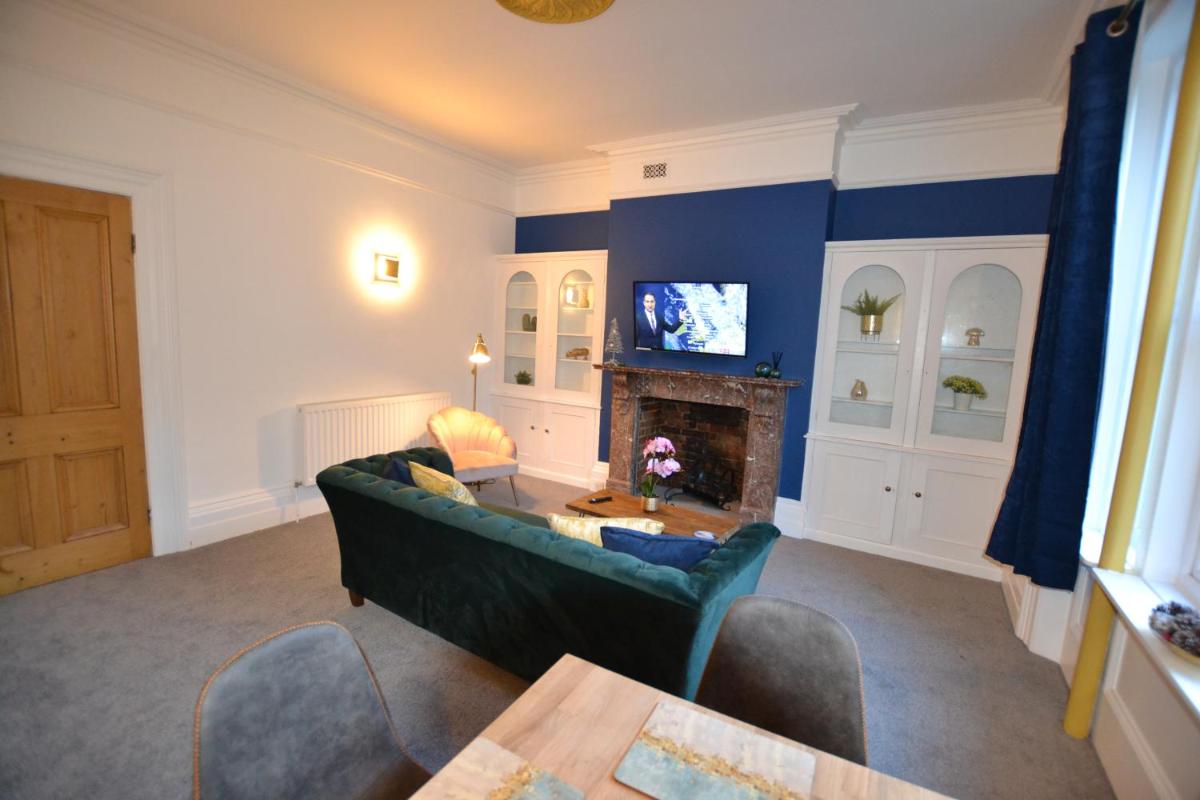 Suitetrails - Mayflower 2 bed Boutique Apartment - STAYSEEKERS