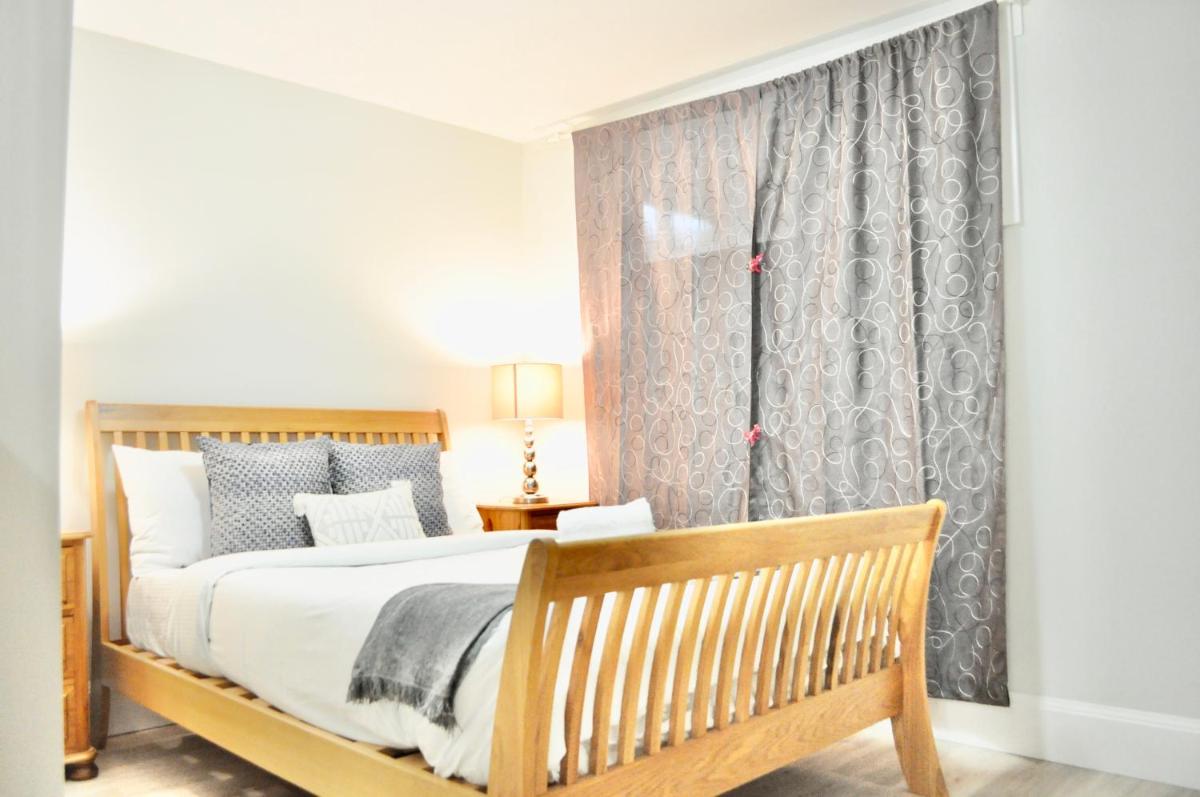 Stylish 1 BR suite in North Vancouver 10 mins ski - Housity