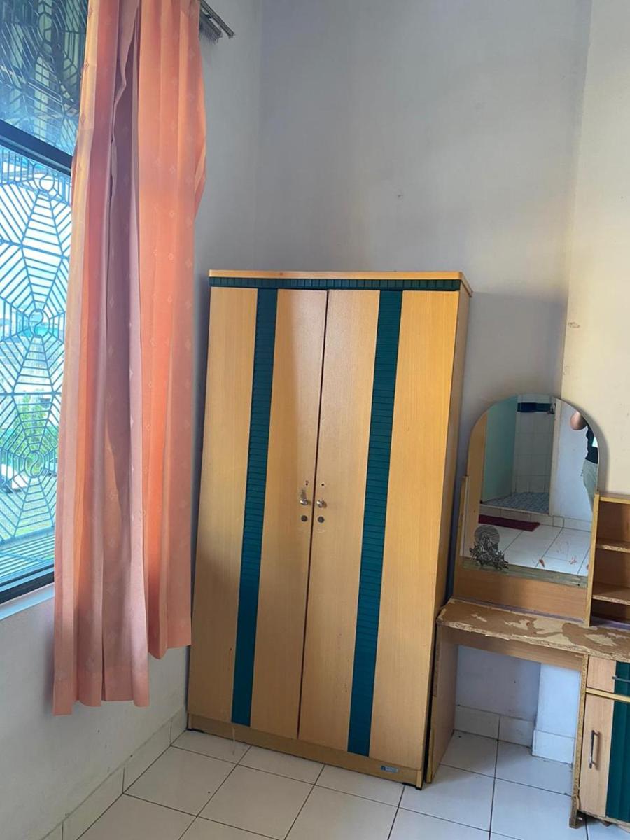 Bulusaraung Homestay Makassar - Housity