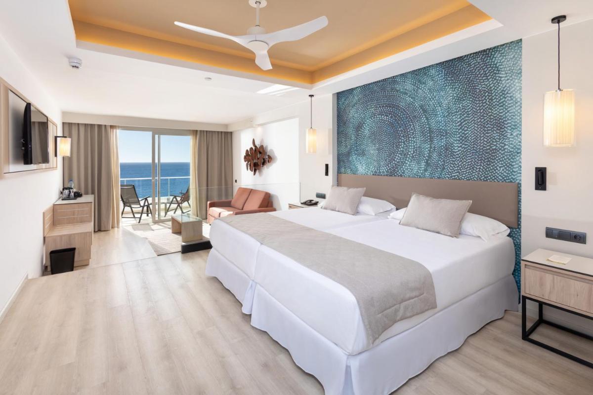 Cama o camas de una habitación en Hotel Riu Palace Jandia