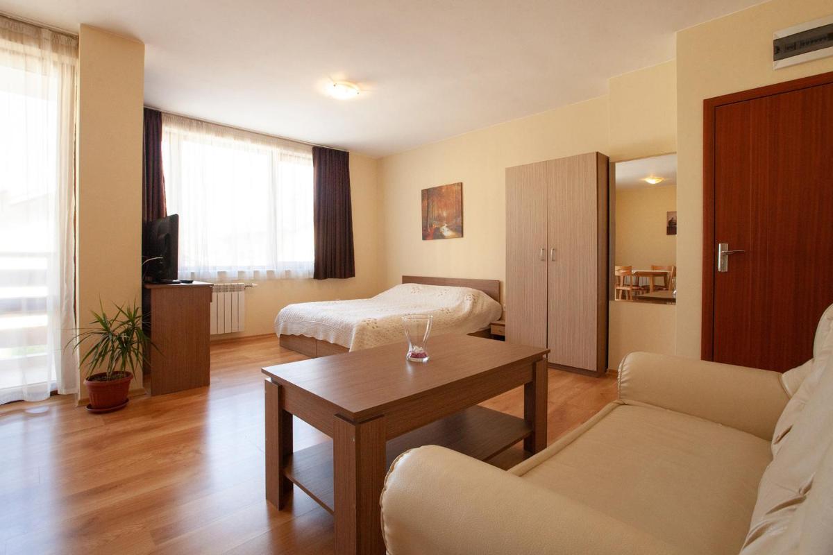 Suitetrails - Guest House Ela