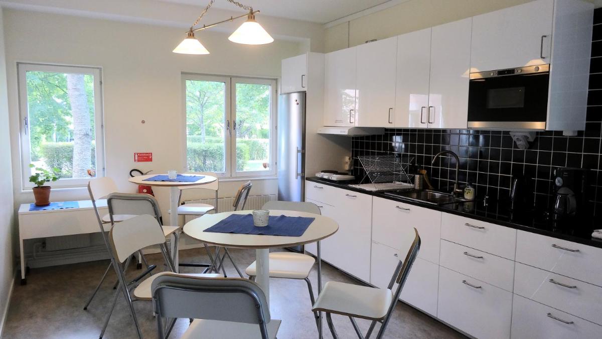 Le Mat Akers Runo Station - Housity