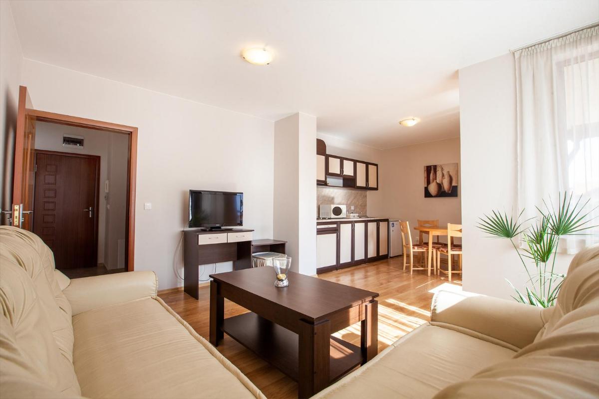 Guest House Ela - Housity