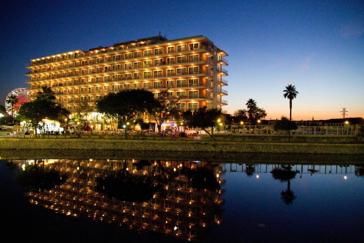 Apartamentos Playa Moreia - Housity