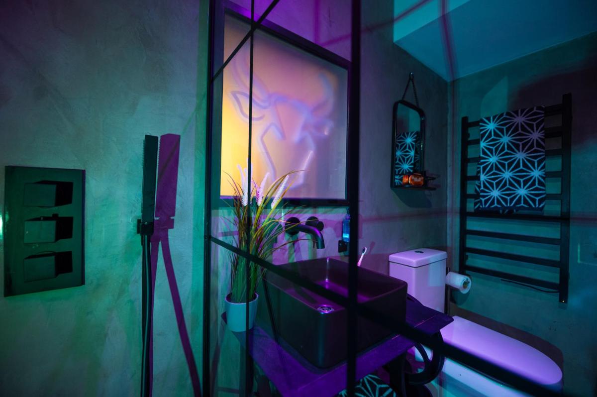 31A Urban Stays - Housity
