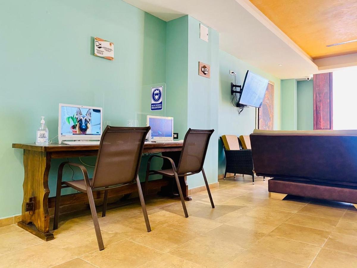 Hotel El Viajero #2 - Housity