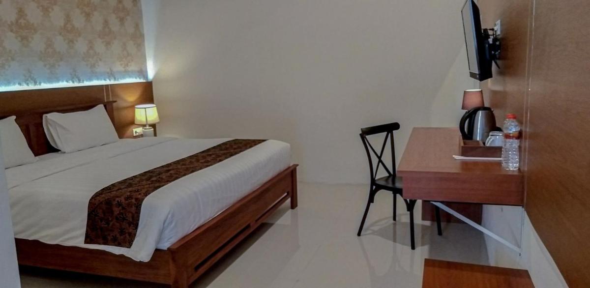 Dreamland Hotel And Lounge - Housity