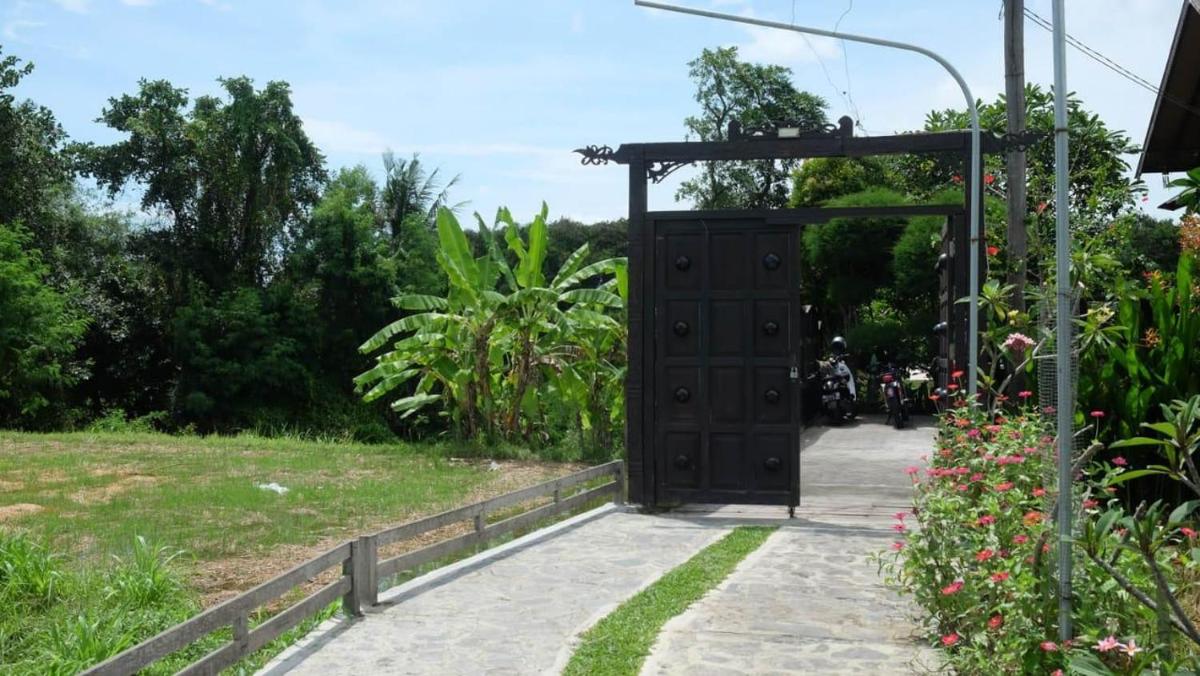 Villa Umah Ulin - Housity
