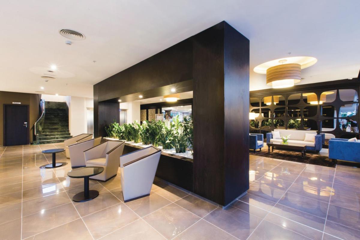 Zona de estar de Hotel Riu Bravo - 0'0 All Inclusive