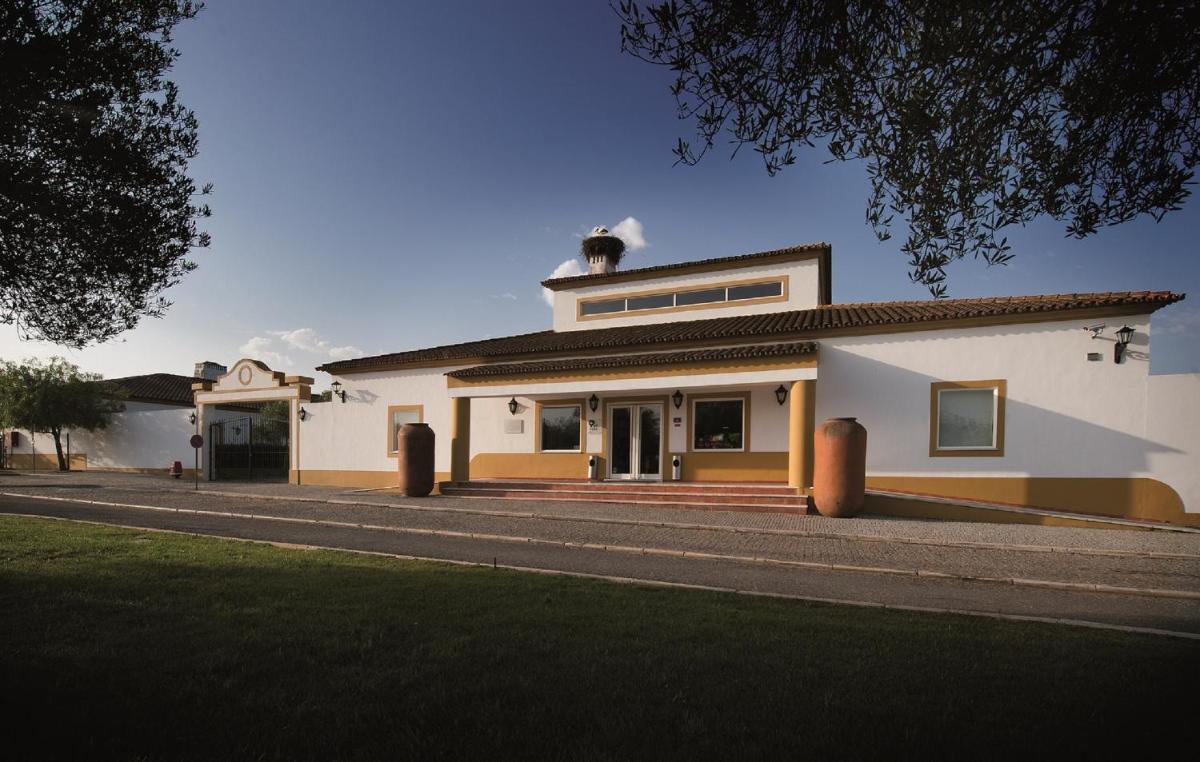O edifício onde o hotel está situado