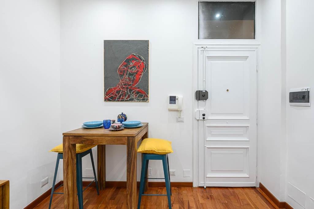 Design Suite Trevi Fountain - Housity