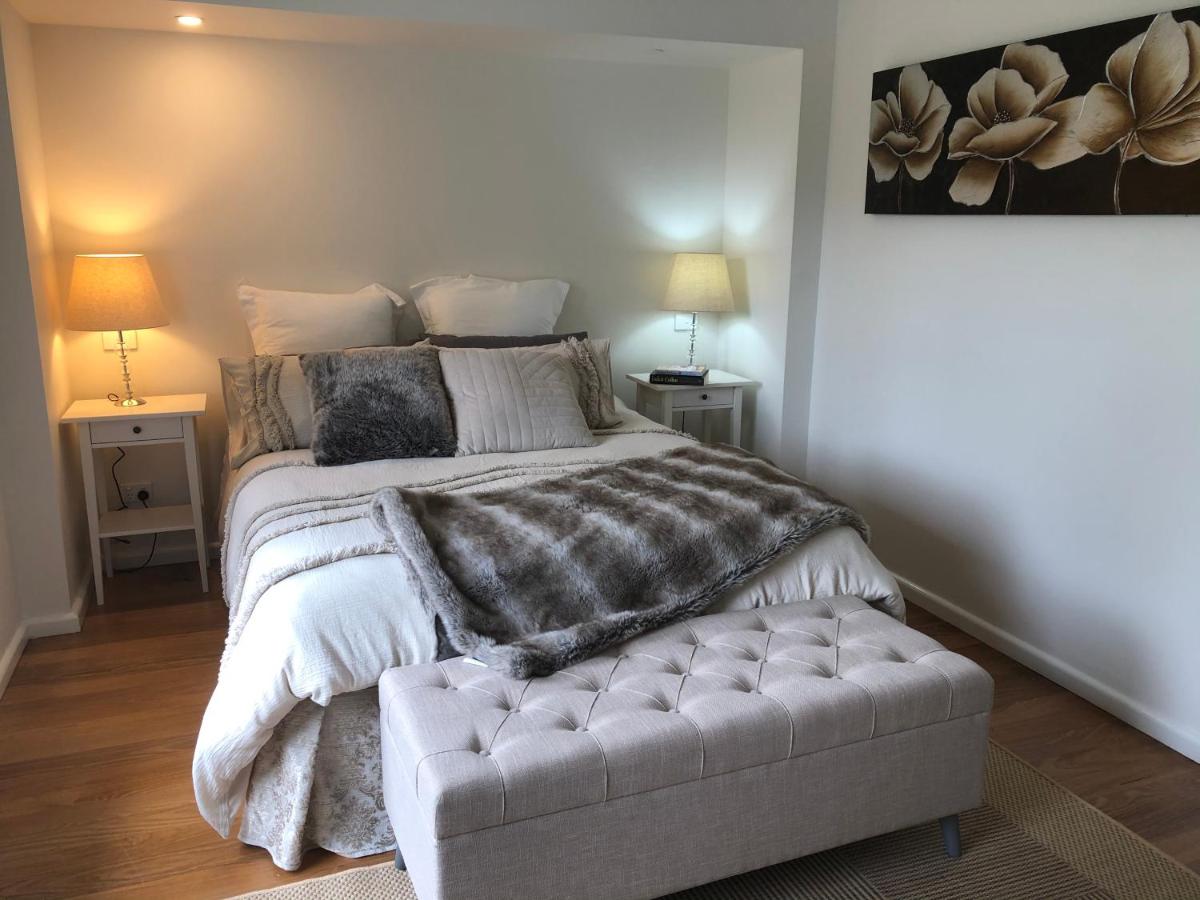 Loch Village Guesthouse-ensuite with spa - Housity