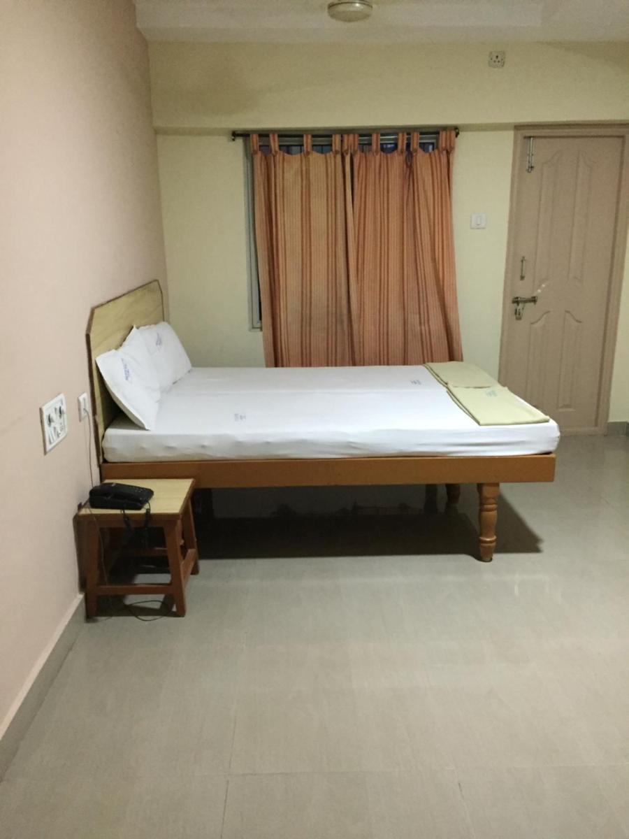Hotel Suprabath Towers - Housity