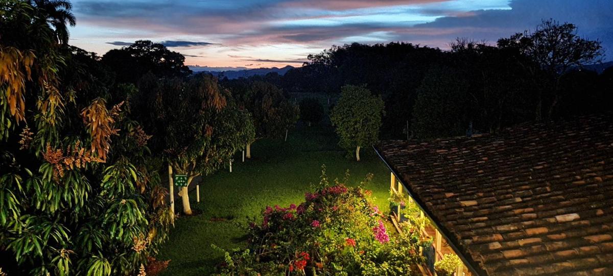 Room in Guest room - Nice place In quimbaya Quindio close to Natural parks - Housity