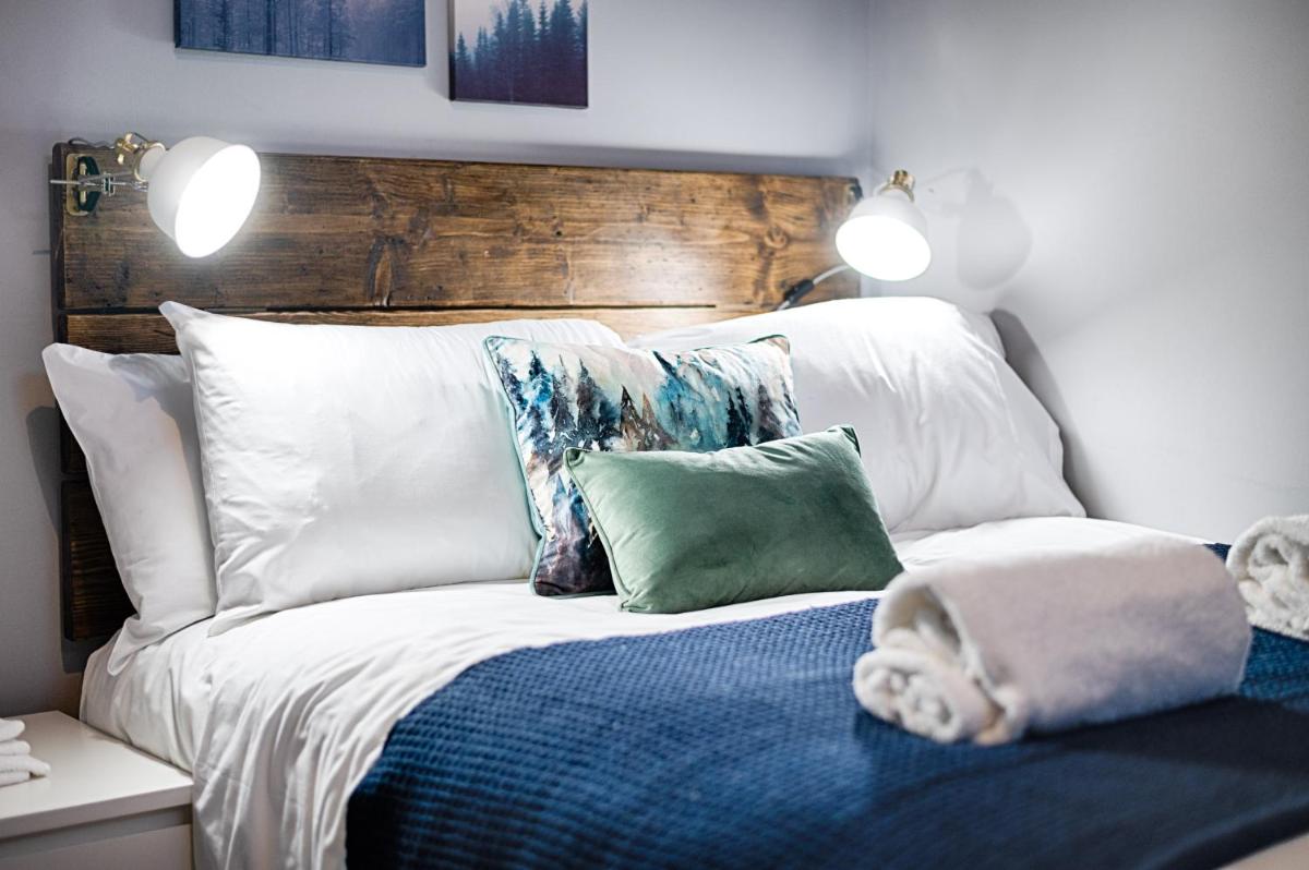 Murray Nest #2 - TV in Every Bedroom! - Housity