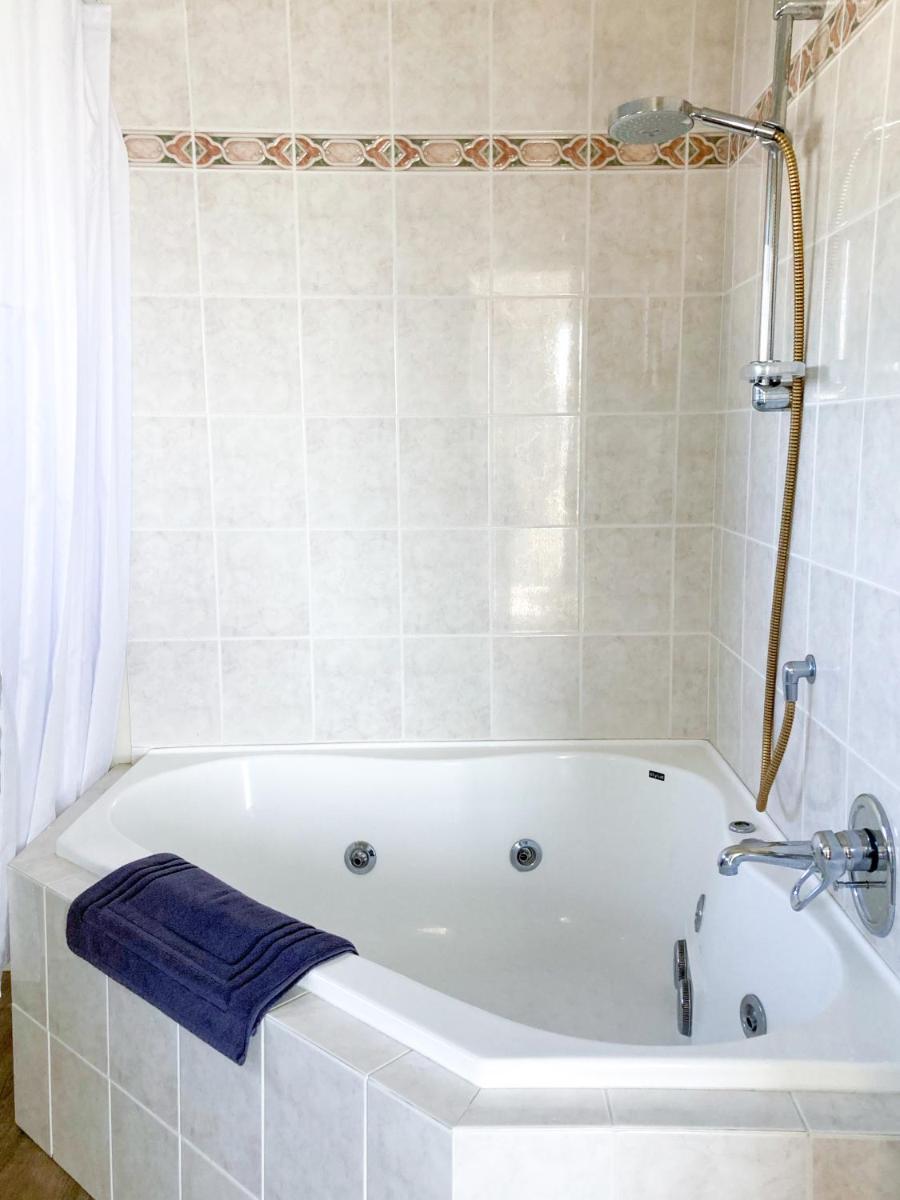 Hideaway on Fort - Housity
