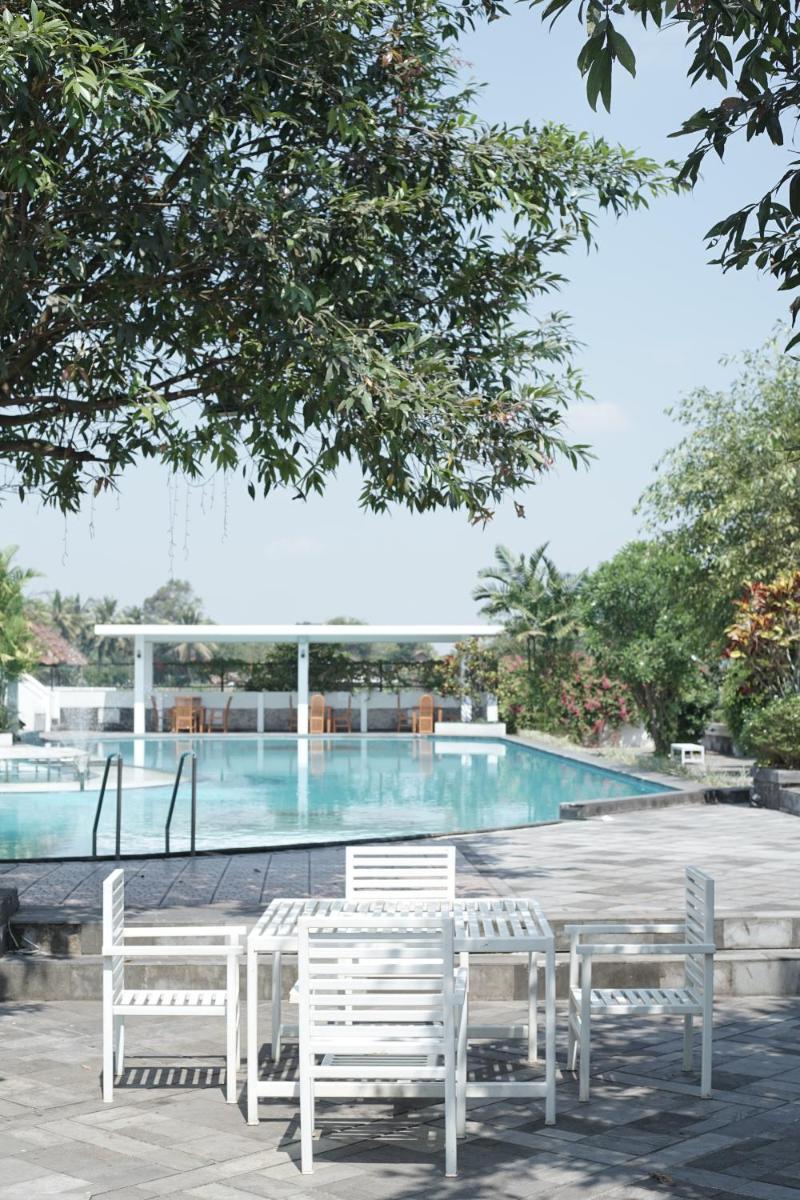 Sevilla Resort Magelang - Housity