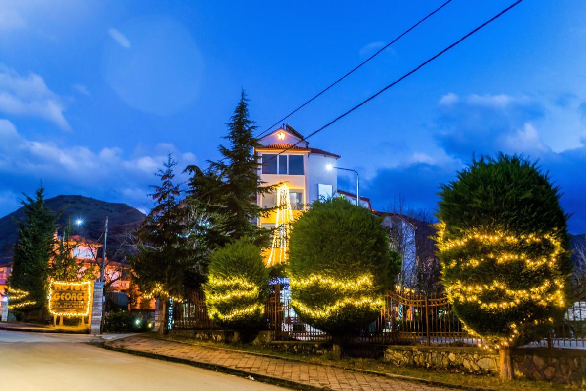 Hotel George - Housity