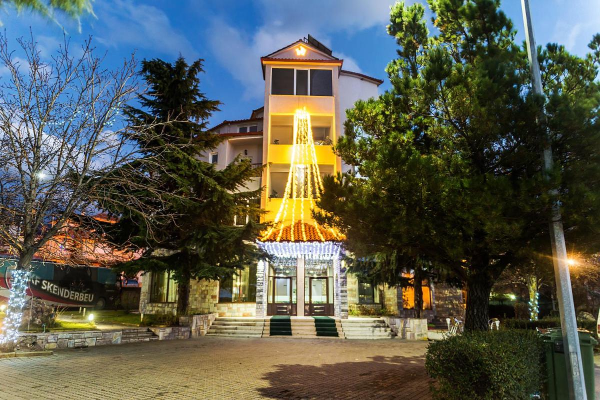 Hotel George - Housity