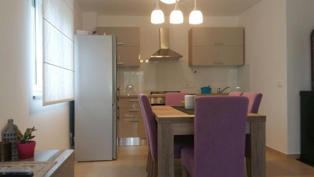 Family Holiday Home - Housity