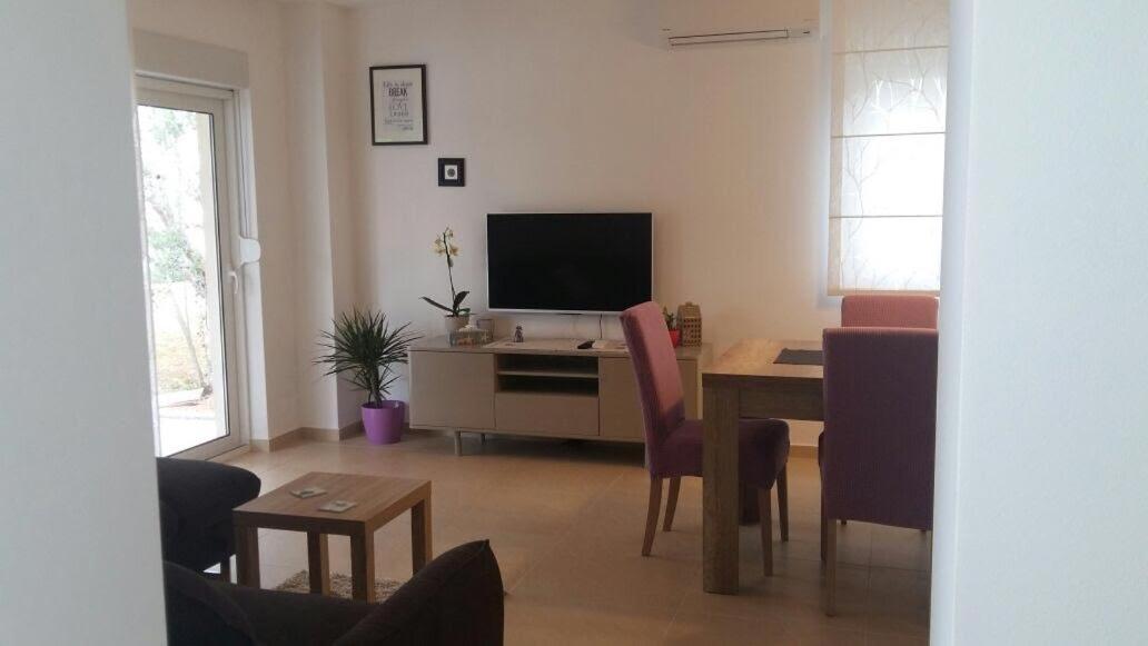 Family Holiday Home - Housity