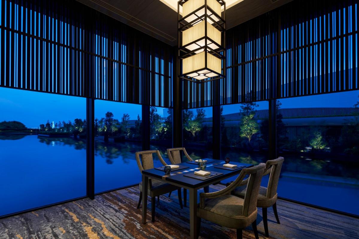 The Kahala Hotel & Resort Yokohama - Hizvo