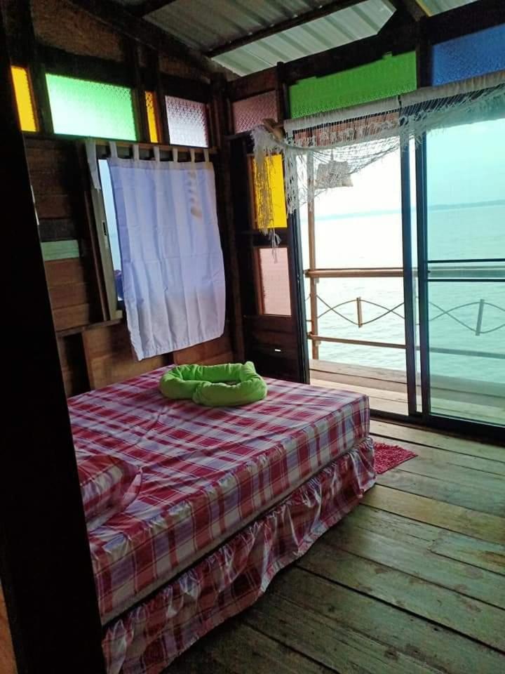 เกาะจิกอยู่จันท์ โฮมสเตย์ - Housity