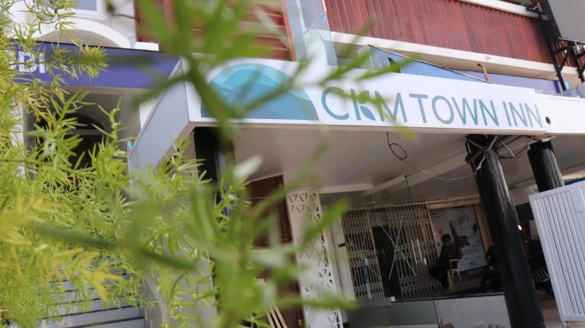 CKM TOWN INN - Housity