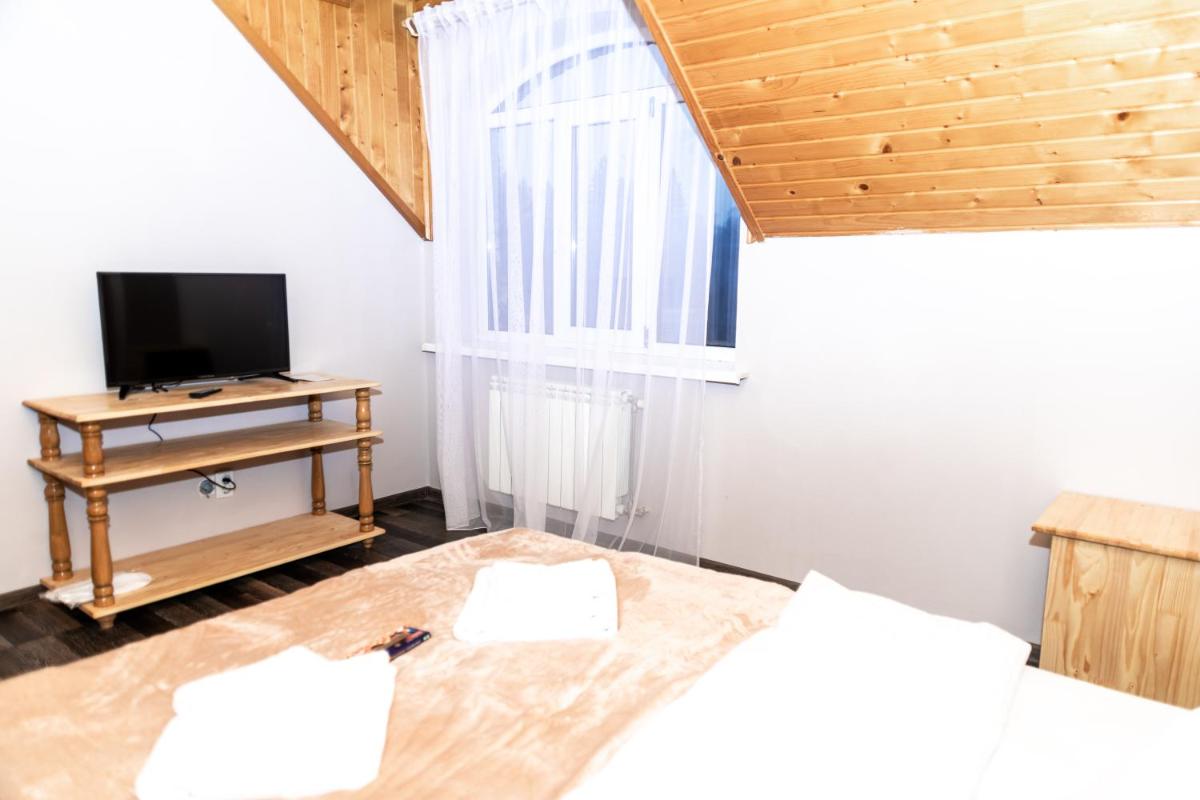 Wood House - Housity