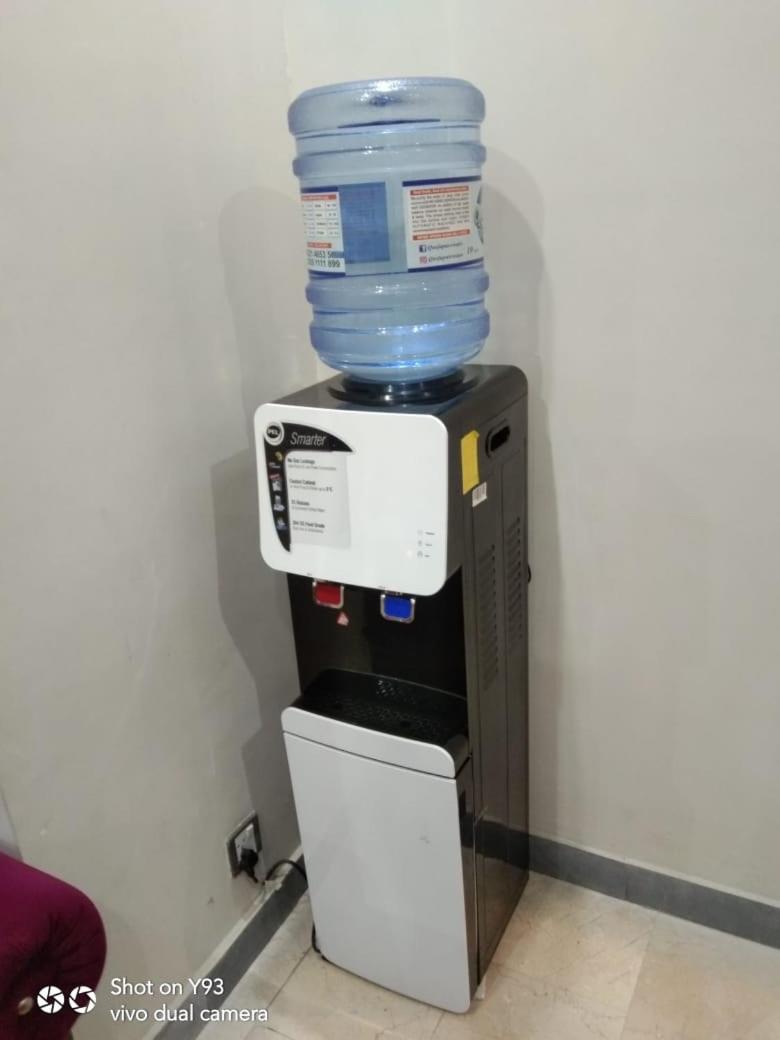 Spacious Apartment in Johar Town - Housity