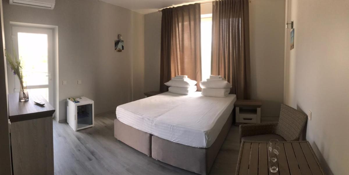 Foton Hotel & Restaurant - Housity