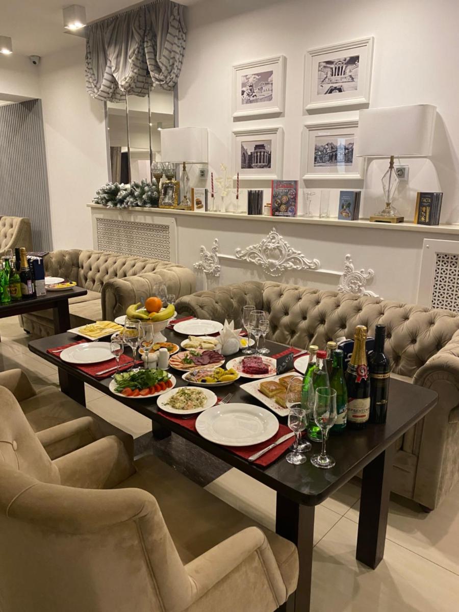Suitetrails - Kavkaz Hotel