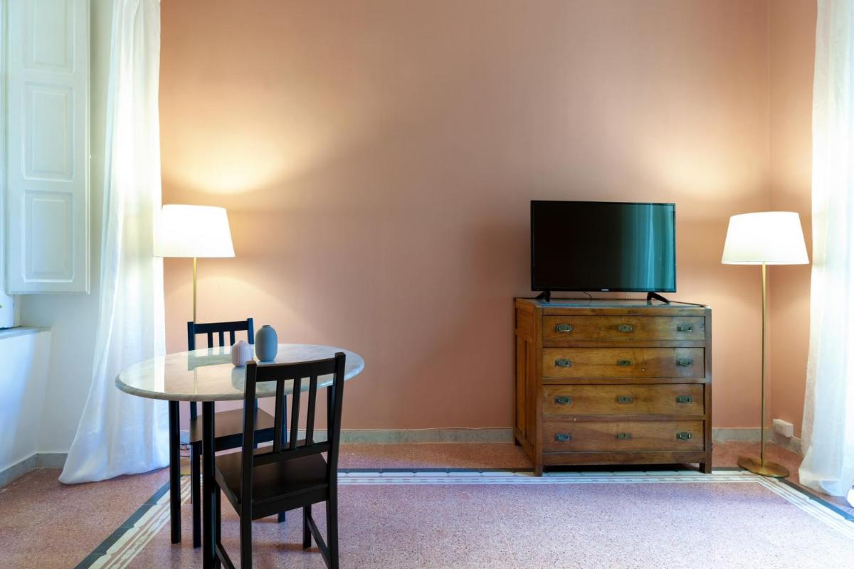 Starhost - CHEZ MAMIE - Housity