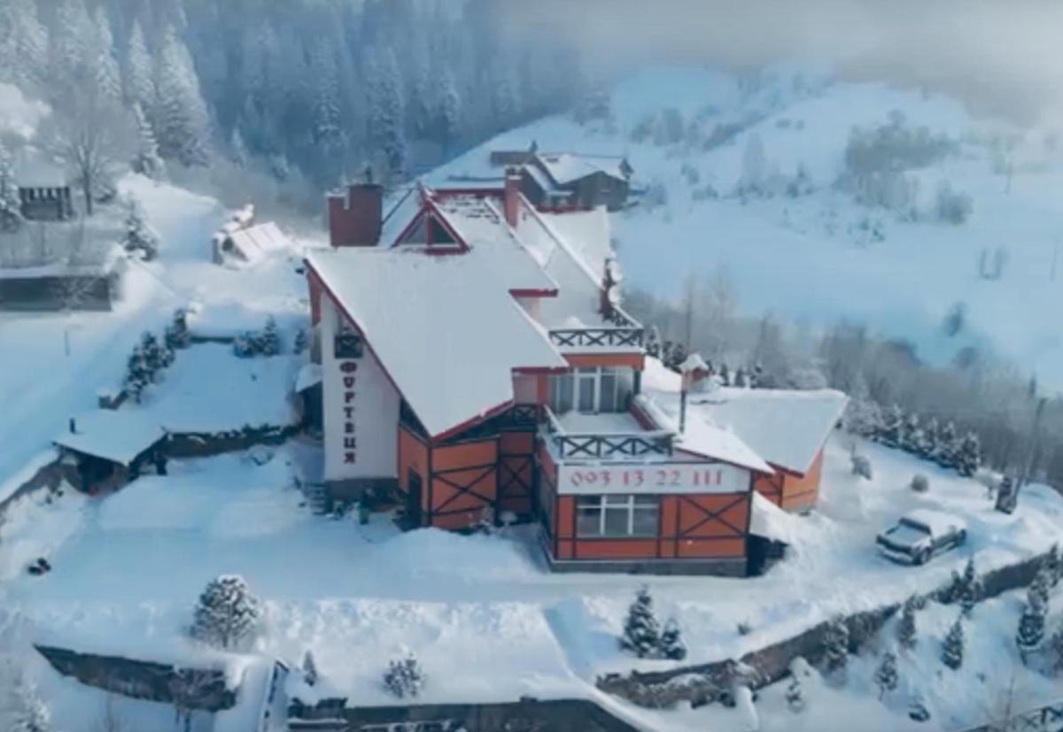 Hotel Fortetsya - Housity