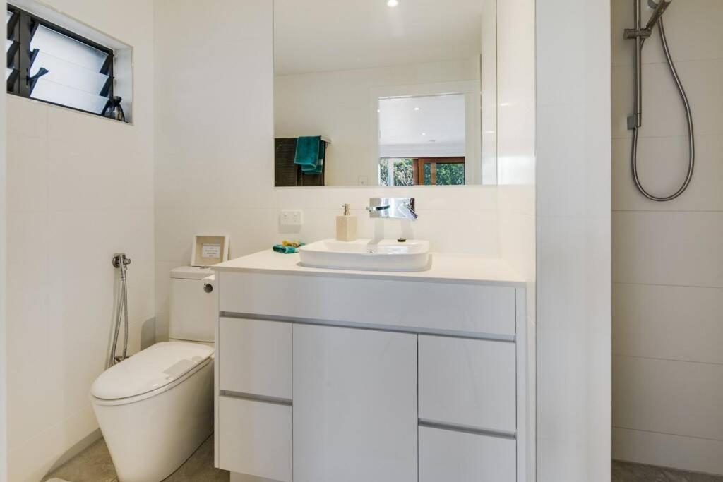 Woolloongabba, comfortable, modern, private studio - Housity