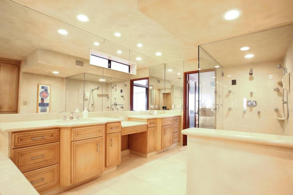 Beach Front Dream 2 Story Condo! - Housity