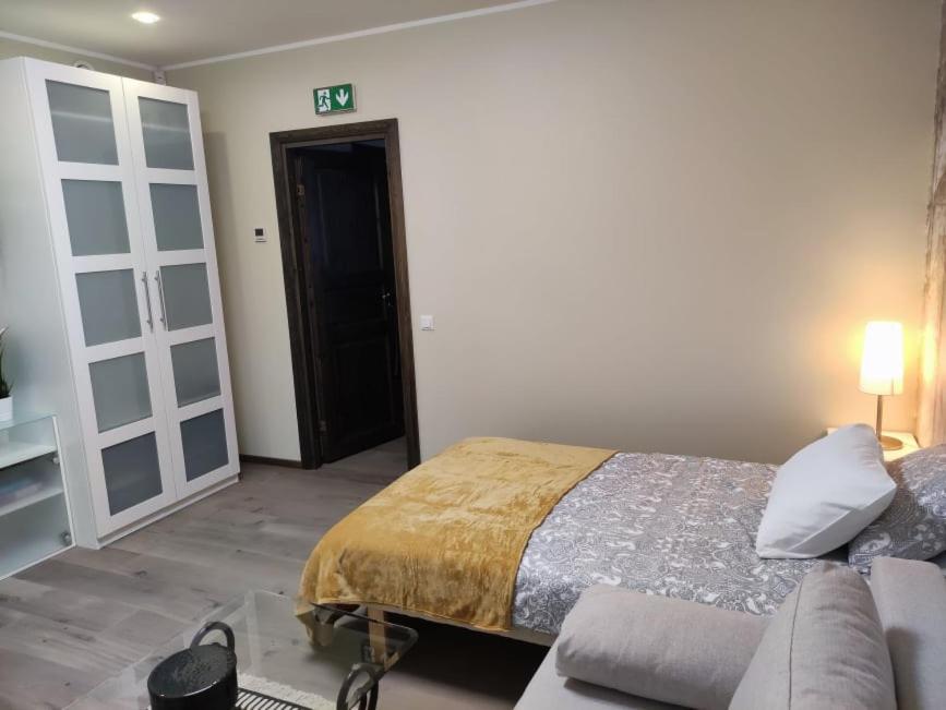 Külaliskorter 1 Raplas Jakobsonhouse - Housity
